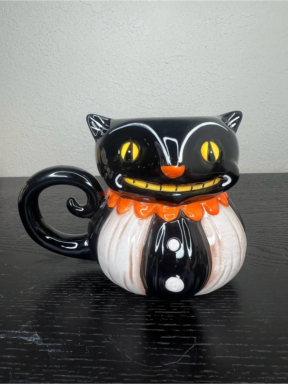 NEW Johanna Parker Halloween Black Cat Mug